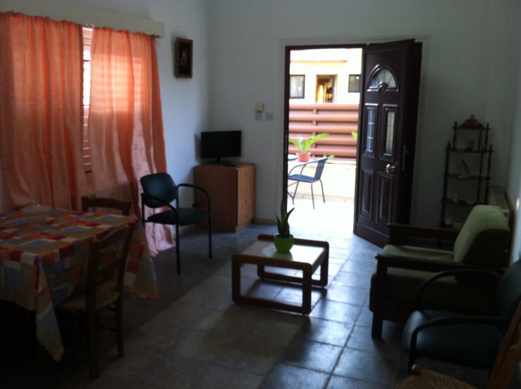 Villa Valentinos House Paphos Zimmer foto