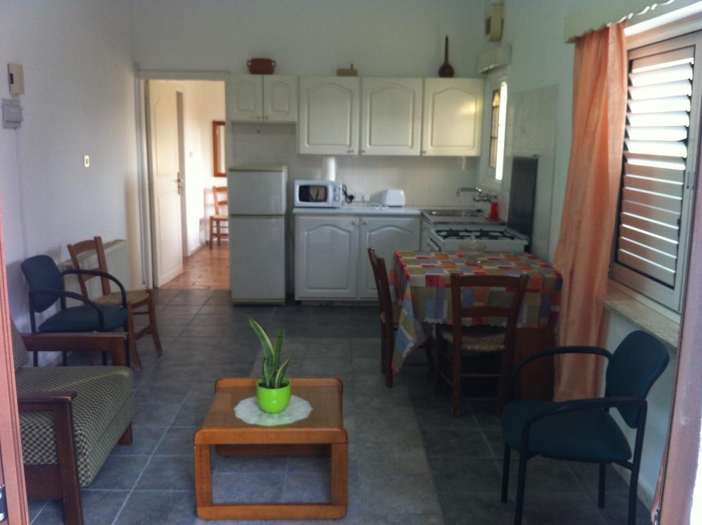 Villa Valentinos House Paphos Zimmer foto